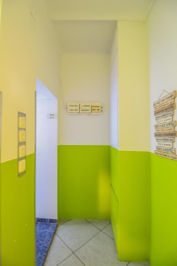 Economic 2Sb Apartment In Lively Area Wenen Buitenkant foto
